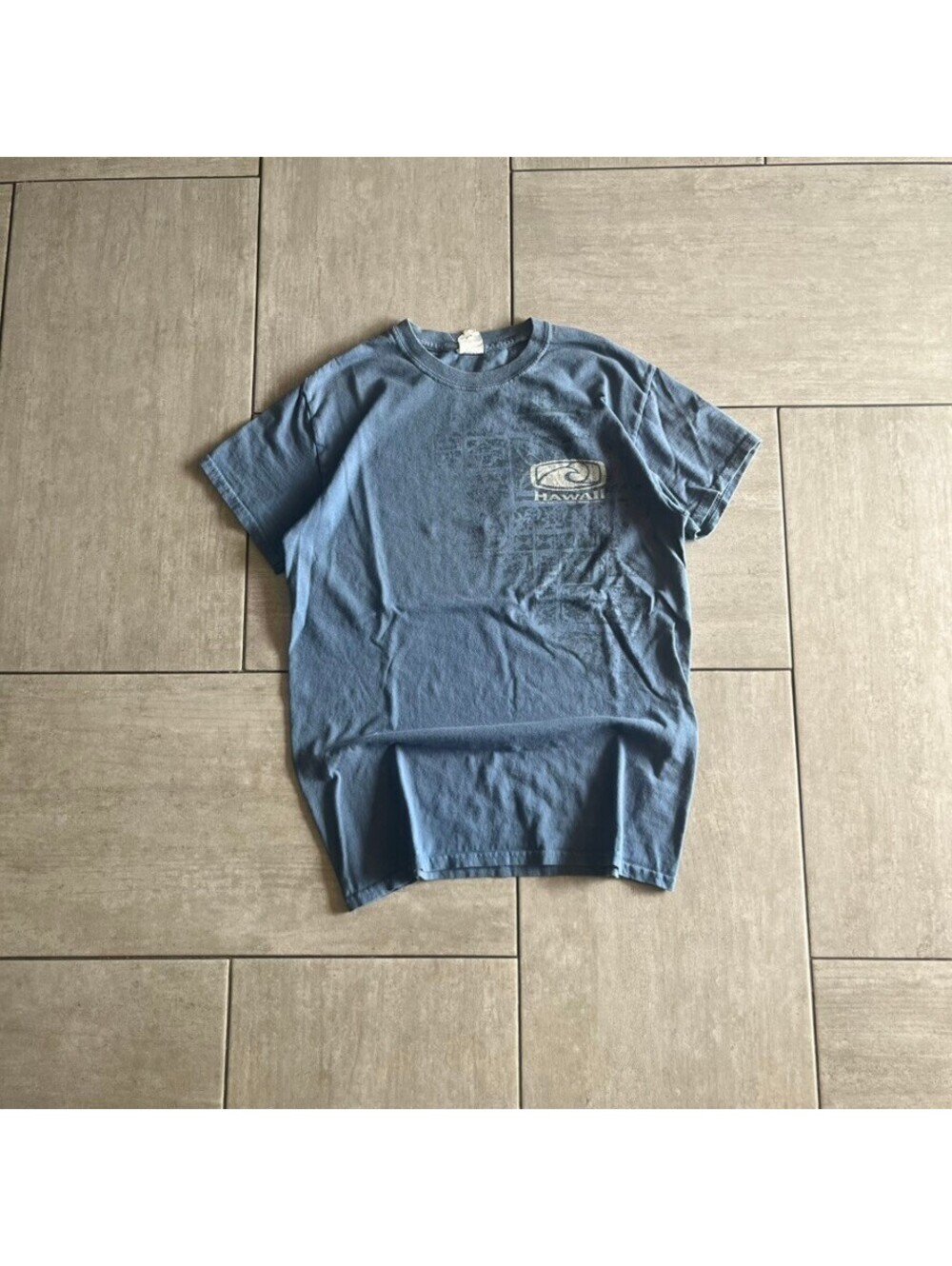 Y2K Blue Hawaii Graphic T-Shirt Casual Fit Size Small